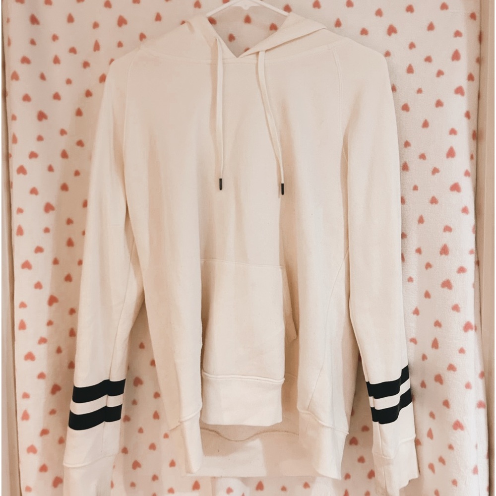 Women’s Sweatshirt
